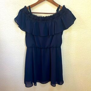 NAVY BLUE GIRLS DRESS. OFF SHOULDER BUT WITH CAMI STRAPS AS WELL. EXCLUSIVE COND